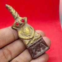 ราคา ไองั่งตาเเดง สายเขมร เนื้อดิน7ป่าช้าผสมเรซิ่น พุทธคุณ เด้นด้านเมตตา เสน่ห์หา คนรักคนหลง (40478656569)