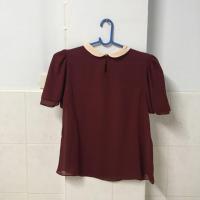 ราคา Lookbook เสื้อคอบัว สีแดงก่ำ ผ้าซีทรู (6137074470)