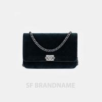ราคา CHANEL BOY WOC VELVET CO220301713 (21200805939)