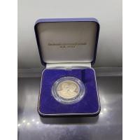 ราคา เหรียญที่ระลึกในหลวง สมเด็จย่า เนื้อนิเกิลขัดเงา ที่ระลึก สร้าง อาคารนครินศรี ปี2538 พร้อมกล่องเดิม (56403901608)