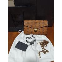 ราคา กระเป๋า MCM millie visetos flap crossbody 9" (7047038128)