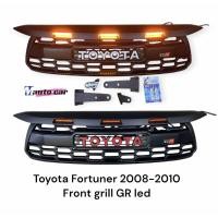 ราคา กระจังหน้า Fortuner 2008 2009 2010 GR มีไฟ led โลโก้ Toyota สีแดง และ สีขาว (25637092607)