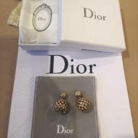 ราคา Used like very new: Dior earing ตุ้มหู (2388512565)