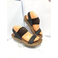 ราคา Skechers รัดส้น มือ 2 ไซส์ 37 ยาว 24 ซม. พื้นนิ่ม เบา (24085105695)