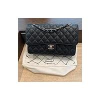 ราคา CO220704954] Chanel / Classic Caviar Double Flap Bag SHW2 (19926950015)