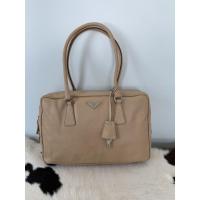 ราคา กระเป๋า Prada แท้มือสอง (9544077873)