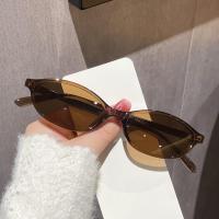 ราคา [MADANI] FASHION OVAL RETRO KOREAN LOOK SUNGLASSES VINTAGE FASHION WOMEN ELEGANT SMALL OVAL GLASSES (57156190771)
