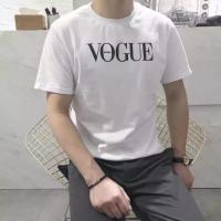 ราคา New in เสื้อยืด over size สกรีนลายvogue หญิง/ชาย ใส่ได้จ้า (1248501083)