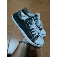 ราคา Slazenger สีดำ 41/25.5 มือสองของแท้ (41676068039)
