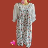 ราคา เดรสลายดอก+เสื้อสีขาวมือสอง (29850654610)