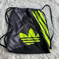 ราคา กระเป๋า adidas สีเทาสกีนbig โลโก้ สีเขียวของแท้100% (28980829544)