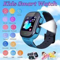 ราคา นาฬิกาอัจฉริยะสําหรับเด็กพร้อมไฟฉาย การติดตามตําแหน่งที่แม่นยําแบบเรียลไทม์ กันน้ํา วิดีโอคอล SOS ตัวติดตาม GPS เพื่อความปลอดภัย รุ่น 2026 (48007427386)