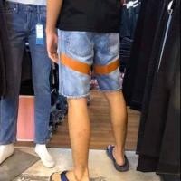 ราคา พร้อ​มส่ง‼️ ขาสั้นชายแต่งแถบ​ Holdem ขาสั้น​แถบ (5731922492)