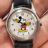 ราคา นาฬิกาญี่ปุ่นมือสอง วินเทจ Lorus by Seiko ผู้หญิง Mickey Mouse แขนขยับ ระบบควอตซ์ สภาพสวย กระจกสวยใส สายใหม่ (26855182616)