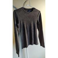 ราคา เสื้อแขนยาวมือ 2 ยี่ห้อ GAP size XS ของแท้ % สีสวยไม่มีตำหนิ อก 32" ยาว 20" (19393623326)