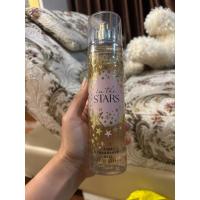 ราคา Bath & Body Works Works in The Stars Fine Fragrance Mist 236ml. สเปรย์น้ำหอม (55704798458)