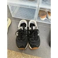 ราคา ส่งต่อรองเท้าสภาพดีค่ะ ของแท้ 100% (27701101129)