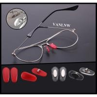 ราคา แป้นจมูกแว่นตาแบบเสียบ แป้นจมูกแว่นนักบิน ขนาด 6.5 x 14 mm.แป้นจมูกซิลิโคน เนื้อนุ่ม เบาสบาย ลดการกดทับบริเวณดั้งจมูก (5231115586)