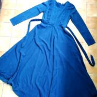 ราคา เดรส​กระโปรงบาน​ สีเขียวหัวเป็ด​ มีระบายอก​ มือสอง (7142171925)