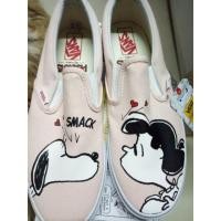 ราคา Vans x Peanuts แท้% (771396288)