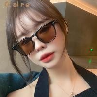 ราคา CODแว่นสายตาลดเลือนสายตา แว่นกันแดดแฟชั่นคุณภาพสูง แว่นกันแดดทรงใหญ่สำหรับผู้ชายและผู้หญิง Claire (41678442142)