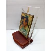 ราคา พระบรมฉายาลักษณ์ ร.9 ฉลองสิริราชสมบัติครบ 50 ปีทำจากแผ่นทองคำ 97.66 ปี 2539 (18392998688)