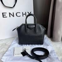 ราคา Like new‼️ Givenchy antigona mini ปี2018 (25627041627)