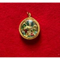 ราคา 1107 เหรียญจตุคามรามเทพรุ่นโคตรเศรษฐีปี49 ขนาด 3.2ซ.ม. เนื้อกะไหล่ทองลงยาเขียวพร้อมเลี่ยมกรอบวัดโพธิ์แก้วประสิทธิ์ (45851825652)