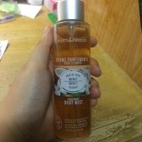 ราคา Fruits & Passion Body mist กลิ่น coconut vanilla (210397992)