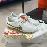 ราคา รองเท้าสตั๊ด NIKE TIEMPO LEGEND SE FG SOCCER “TOUCH OF GOLD“ ของแท้100% มือ1 ป้ายไทย พร้อมส่ง (44806995685)