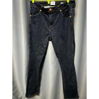 ราคา WRANGLER กางเกงยีนส์ผู้ชาย ทรงรัดรูป ทรง Vegas รุ่น WR F125MVEGF09 สียีนส์เข้มมือ2เอว36 (50757168427)