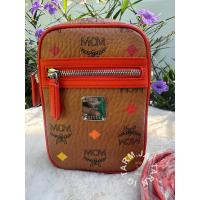 ราคา NEW ** MCM X-Mini Crossbody Bag Tangerine Tango กระเป๋าสะพายข้าง ครอสบอดี้ สายสีส้ม (50752095936)