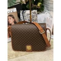 ราคา Celine Macadam Vintage Crossbody and Shoulder (29263708007)