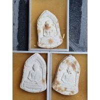 ราคา พระผงพิมพ์ระฆัง หลวงพ่อเกษม เขมโก จ.ลำปาง ปี2537 (12996309078)