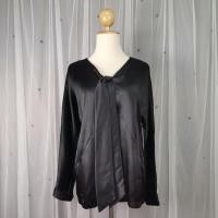 ราคา เสื้อวินเทจสีดำ ฟรีไซส์​ แบรนด์​ SimplyVera VERA WANG (NEW) (19130144277)