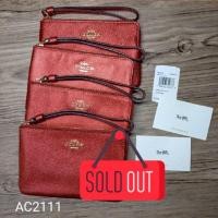 ราคา กระเป๋า Coach คล้องมือ Size S (1 ซิป) ของแท้จาก USA F21070 (A2111) (3714457292)