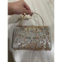 ราคา กระเป๋าถือออกงาน กระเป๋าคลัท แต่งเพรช ใหม่มากอะไหล่เพชรอยู่ครบ ถือได้สองแบบ (22145051325)