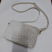 ราคา กระเป๋า Cross Body หนังจระเข้แท้สีขาวมือ 1 (27309795567)
