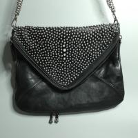 ราคา Boyy medium slash bag กระเป๋ามือสอง ของแท้ 100% ไม่มีตำหนิ สาวๆ ต้องมีไว้ซักใบ (18955695816)
