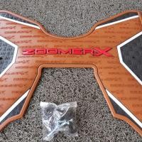 ราคา ZOOMER-X / ZOOMER-X ALNEW แผ่นวางเท้า แผ่นรองพื้นยางรถมอเตอร์ไซค์ ซูเมอเอ็ก (8648019958)