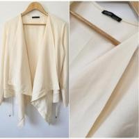 ราคา Zara เสื้อคลุมแขนยาวเจาะป้าย ผ้าสแปนเด็กซ์ทั้งตัวสีครีมไข่ไก่แขนยาว มือ1 (1522576972)
