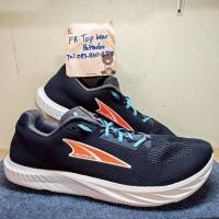 ราคา Altra Escalente 4 มือสองของแท้ไซส์ Us11.5 Eu46 29.5cm รองเท้าวิ่งมือสองของแท้ (49806171926)