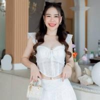 ราคา เสื้อลูกไม้ ทรงสวยสม๊อกหลัง เสริมฟองน้ำ อกผูกเป็นโบว์ ผ้าสีขาวงานป้าย nicha (42823081315)