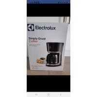 ราคา เครื่องชงกาแฟ ELECTROLUX รุ่น ECM3505 ดำ (23731394307)