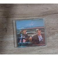 ราคา แผ่น CD single เพลง เอามั้ย ลายเซ็นสดสิงโต นำโชคกับตู่ ภพธร (25587322591)