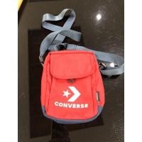 ราคา กระเป๋าสะพายข้างสีแดง converse (16281659243)
