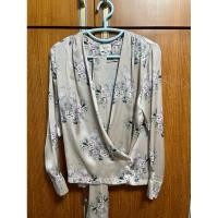 ราคา stylerich เสื้อเชิ้ตลายดอกไม้ผ้าซาตินสีครีมทอง (17297288404)