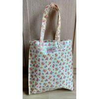 ราคา กระเป๋าถือผ้าเคลือบ 13"Cath Kidston แท้ มือสอง มีตำหนิ (57206915493)