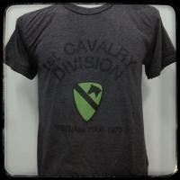 ราคา เสื้อทหารUSAสีเทา มีลายUS ARMY, USMC,CAVALRY, AIRBORNE, NAVY SEALS (2637352553)