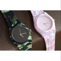 ราคา GUESS​ แท้ % ลายพราง​ สายยางซิลิโคน ของแท้100% ประกันศูนย์ CMG 2 ปี (2010441214)